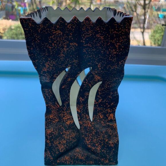 PartyLite Halloween Jack-o-Lantern Luminary - Picture 5 of 9